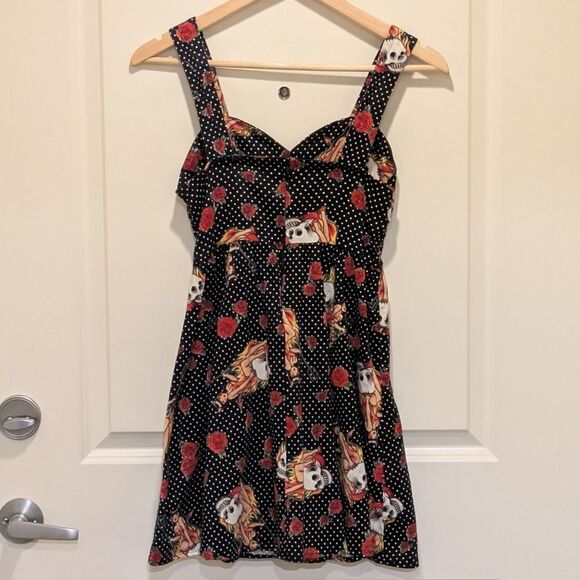 EUC Hot Topic 2013 S Cotton Rose and Flaming Skull Polka Dot Pinup Dress - Picture 4 of 4